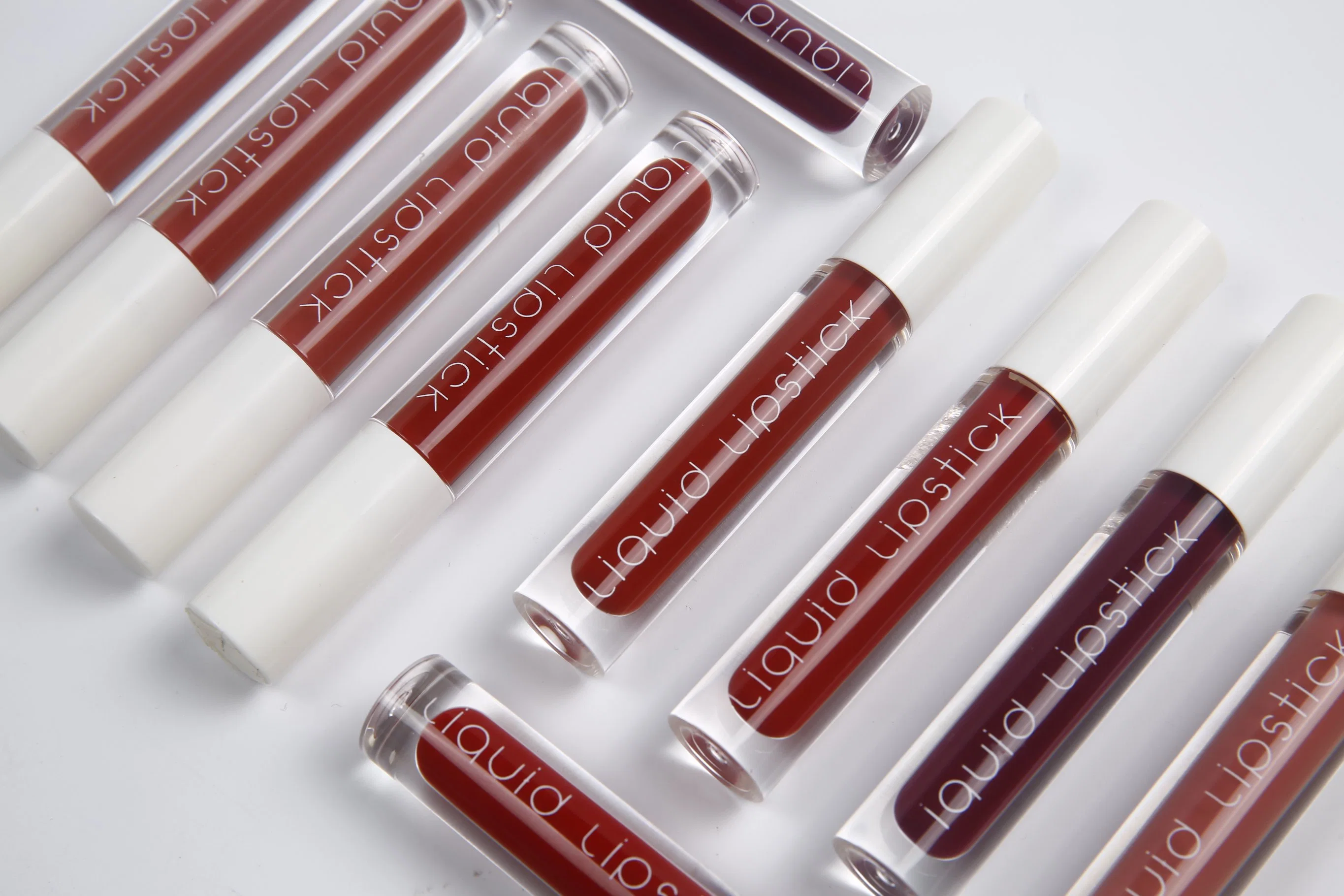 Großhandelsqualitäts-nackter flüssiger Lippenstift-Eigenmarken-Lippenmattglanzwasserdichte Vegan-Kosmetik