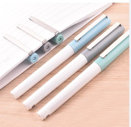 Stationery Office Supply Roller Ball Pen Quick Dry Ink Smooth Writing, Needle Tip 0.5mm, . Metal Clip, Refillable, Grass Green Color Logo Pen