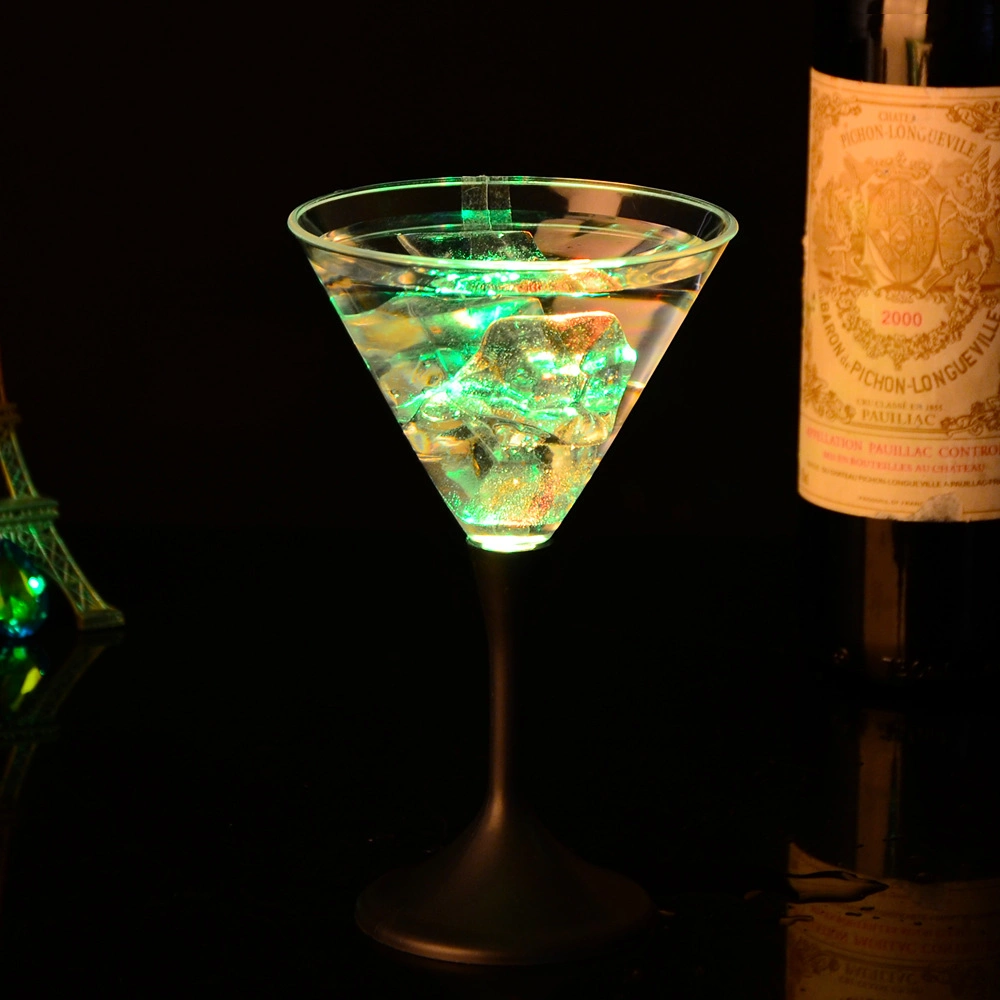 Vidro de Champagne Bar de Vinho de plástico do Sensor de água intermitente da luz de LED Cup Copa brilhante a cores