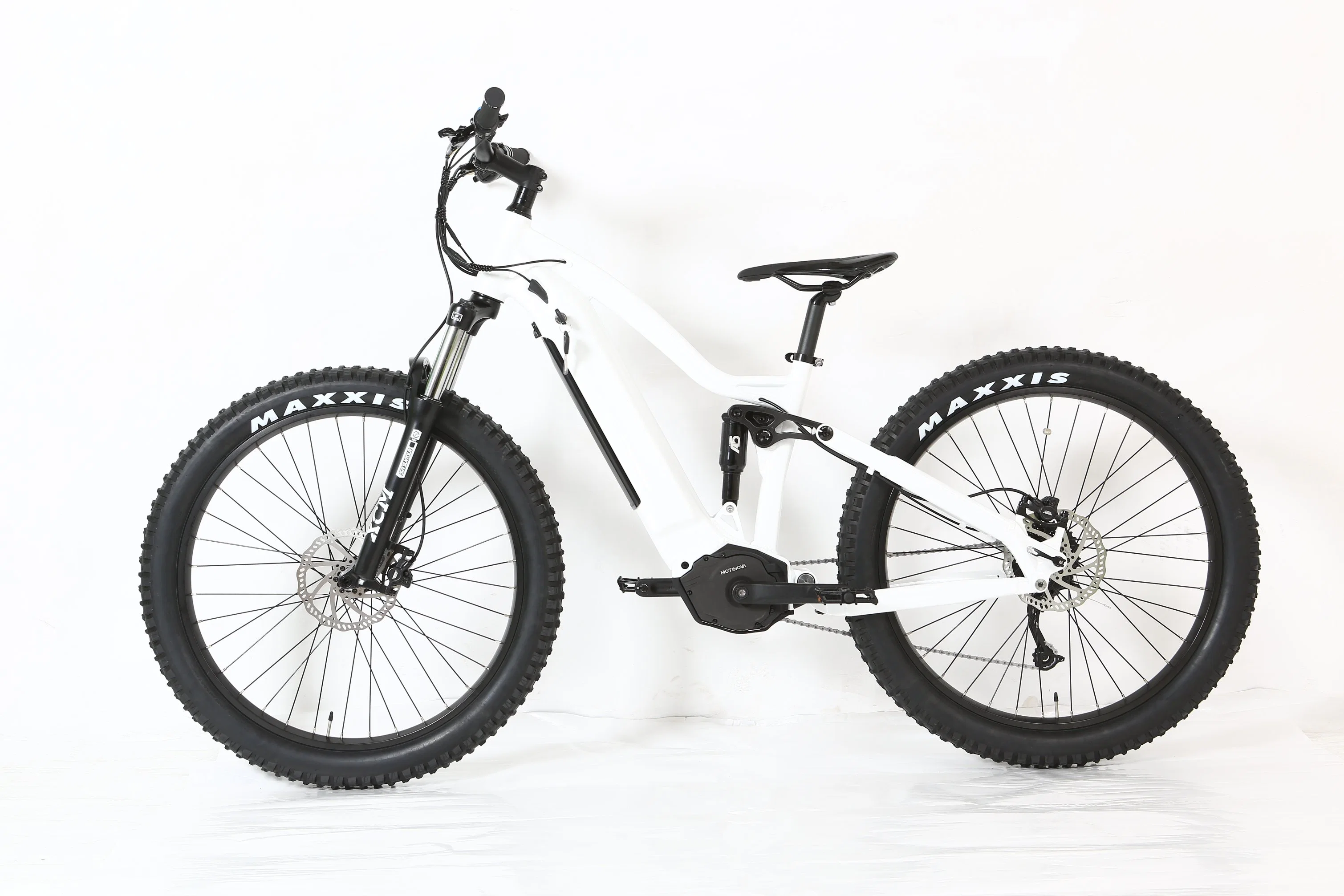 Vélo électrique VTT en fibre de carbone de haute qualité MTB