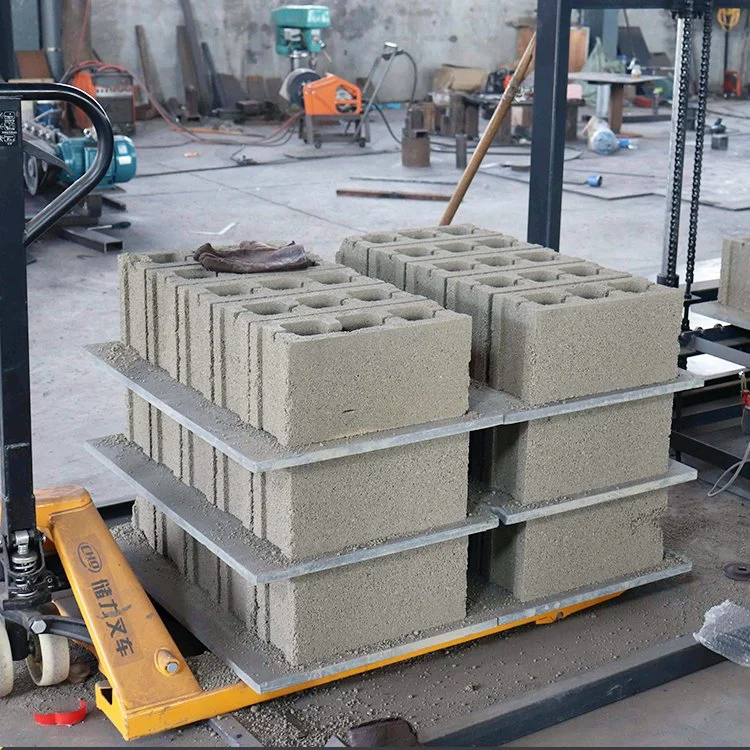 Qt4-18 Interlocking Brick Making Concrete Block Machine Price