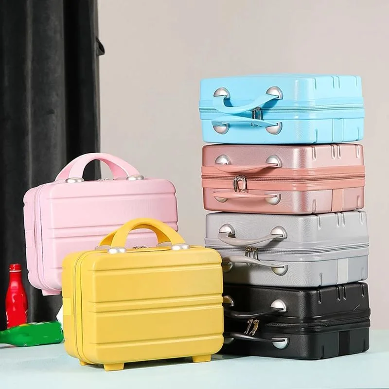 Beauty Ladies Plastic Carrying Cosmetic Bags OEM