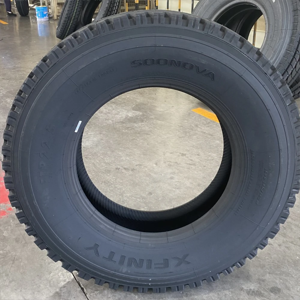 Soonova Radial Tubeless Truck Tires 11r22.5 for City Bus