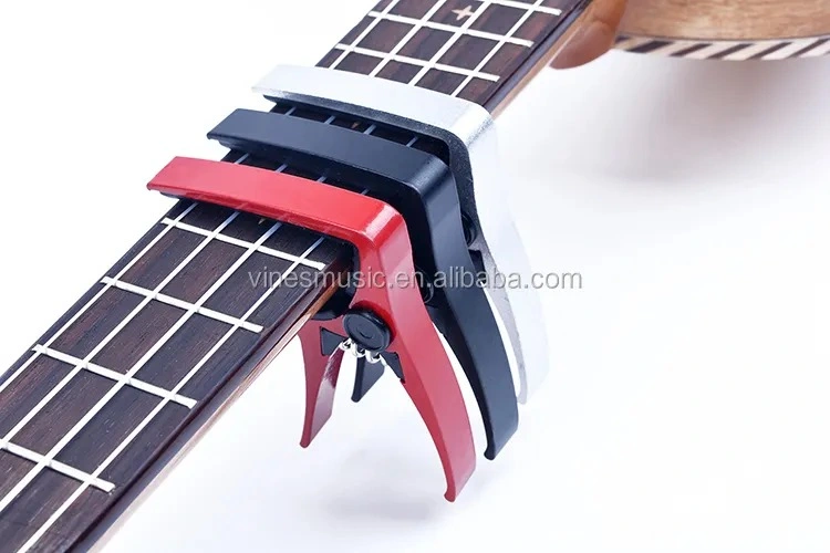 Custom Logo Verpackung Billige Farbe Ukulele Capo Zubehör