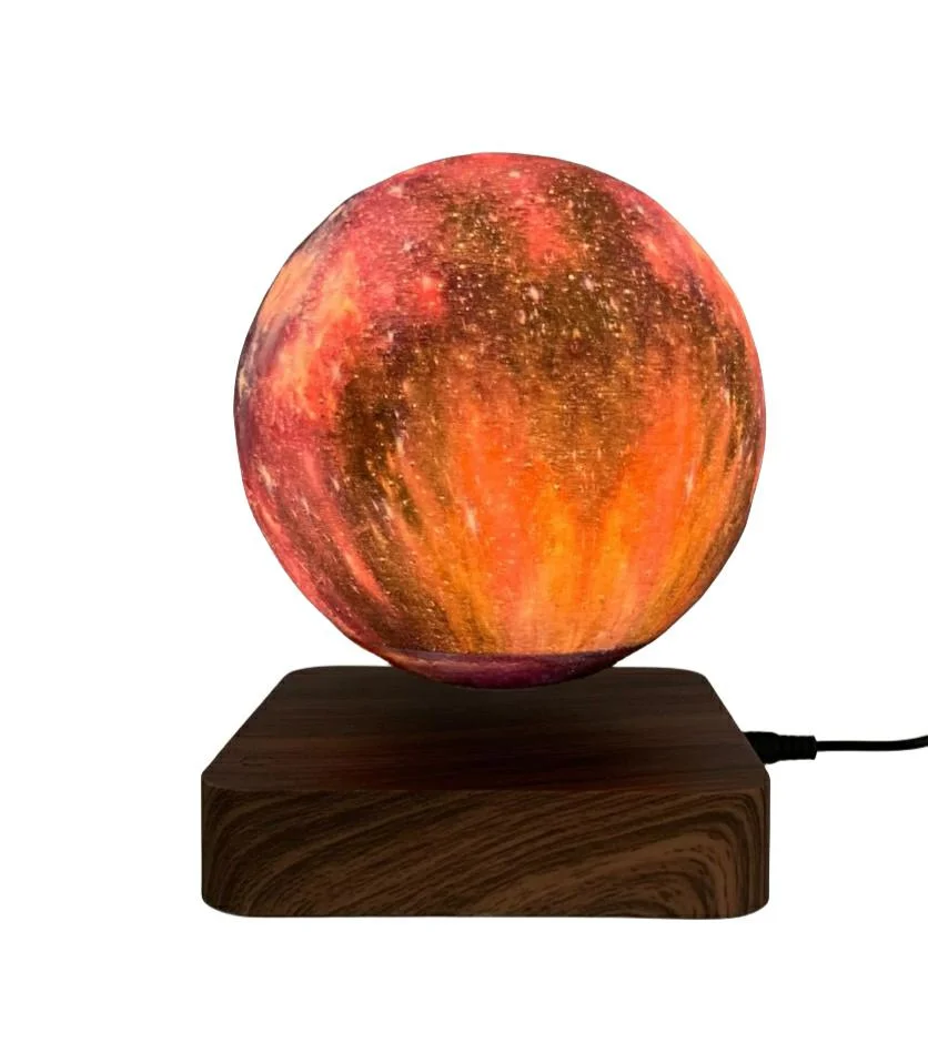 Nouvelle lampe lunaire magnétique en plastique pour intérieur en vente à l'usine pour la décoration de cadeau d'affaires à domicile.