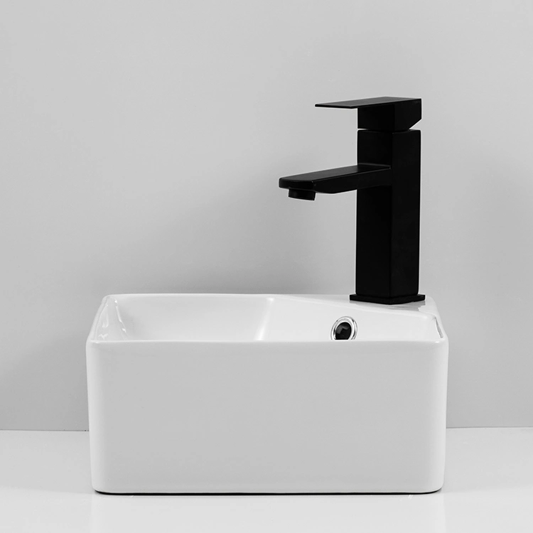 Commerce de gros de petite taille Carré Comptoir Wall-Hung lavabo de l'enregistrement de l'espace Salle de Bain lavabo avec débordement de Chaozhou Factory