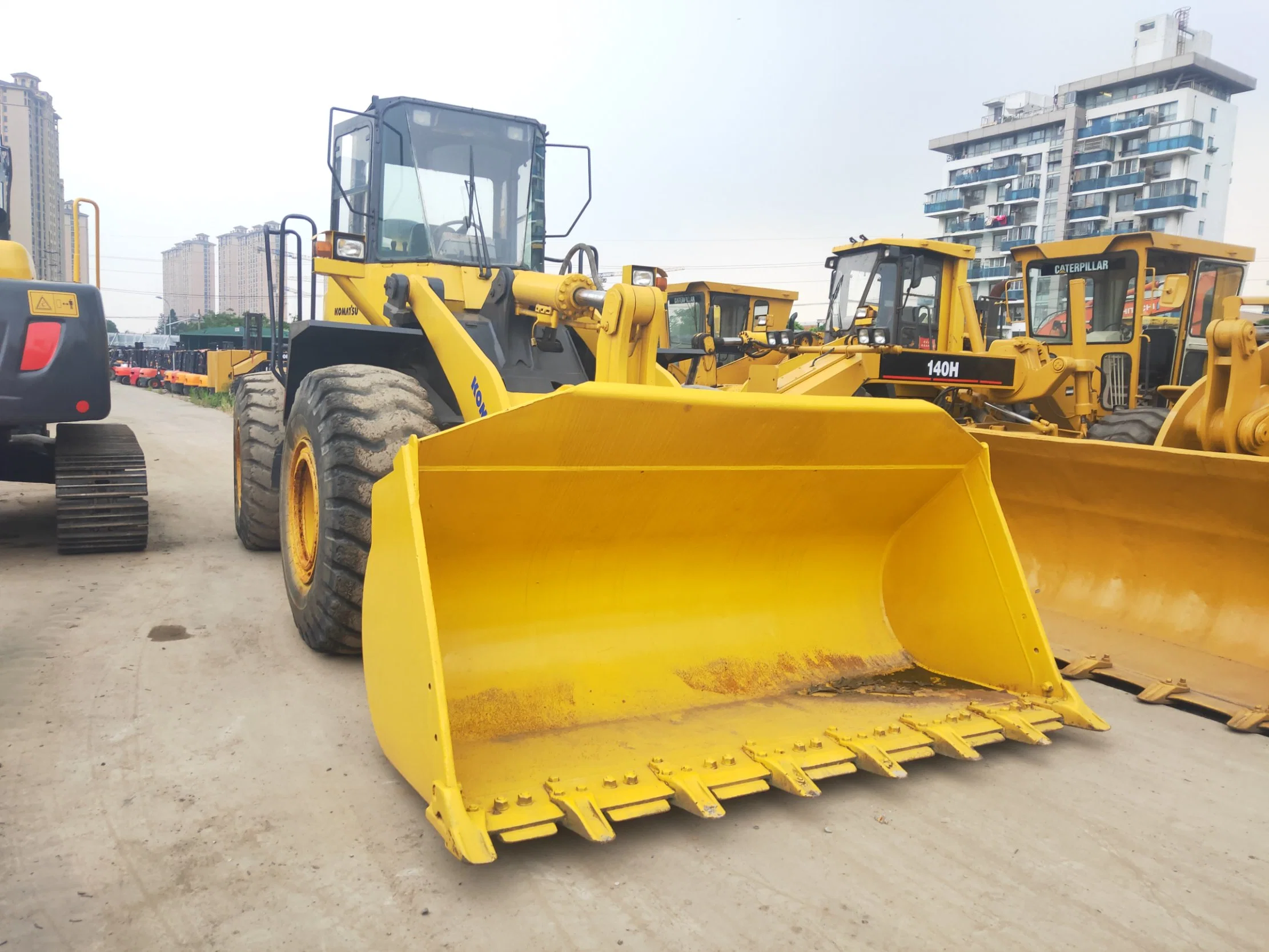 Good Condition Used Komatsu Wa380 Wheel Loader for Sale