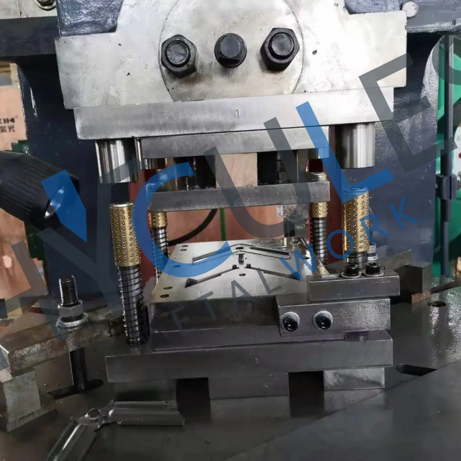 Corner Code Fabrication Punching Cutting Machine for Tdf Tdc Flange Duct