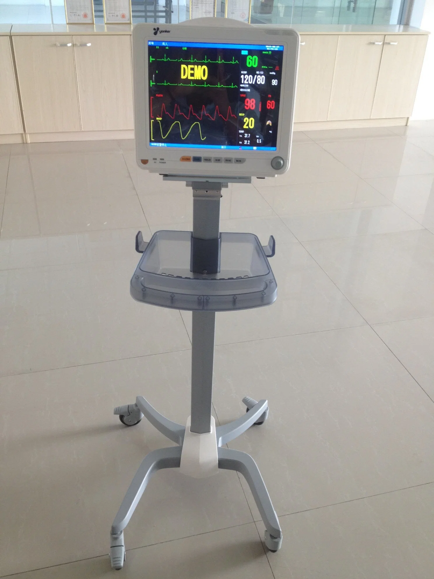 6 Standard Parameters Hospital Monitor Patient with Built-in Battery