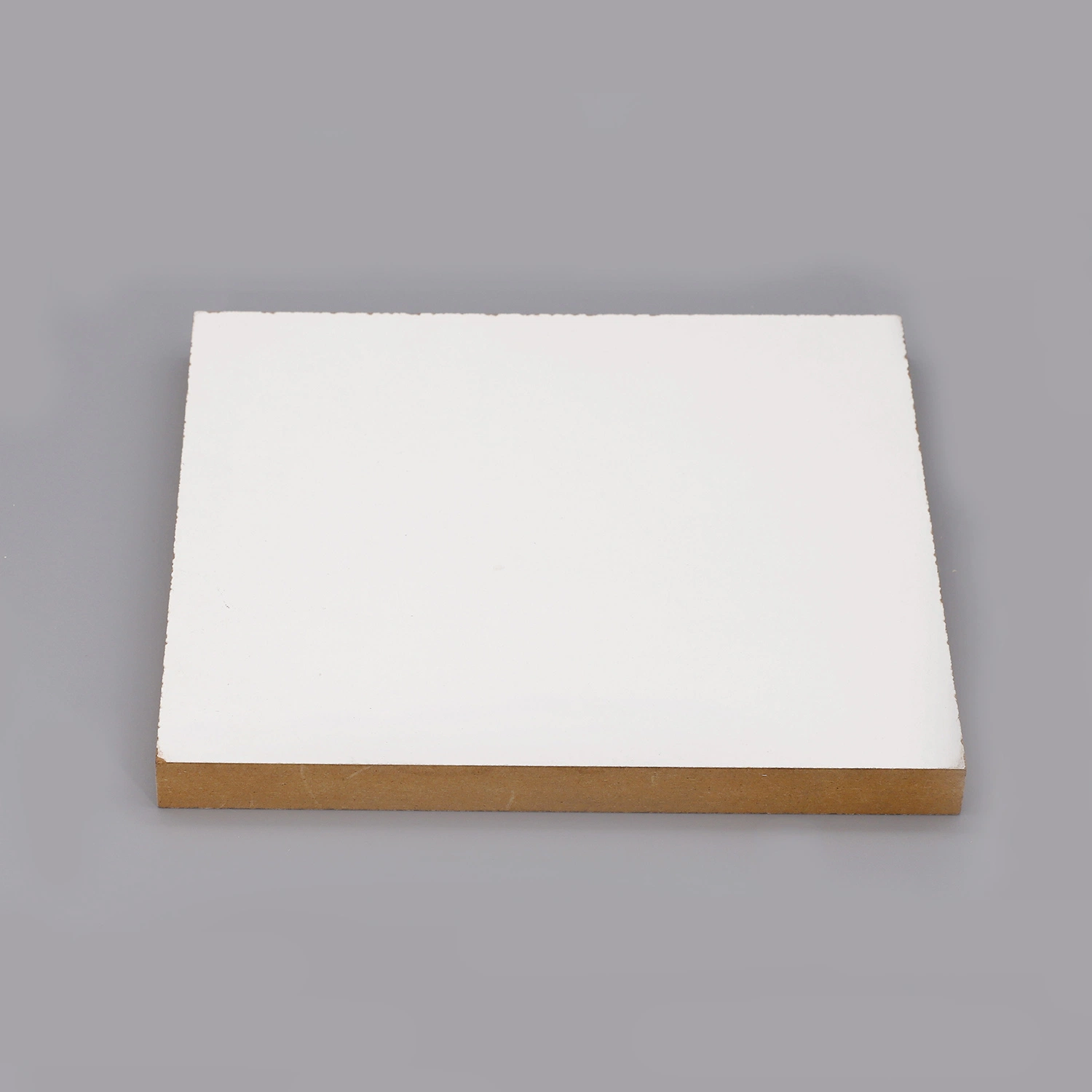 Cheap Price 18 mm MDF Board for Furniture and Decoration