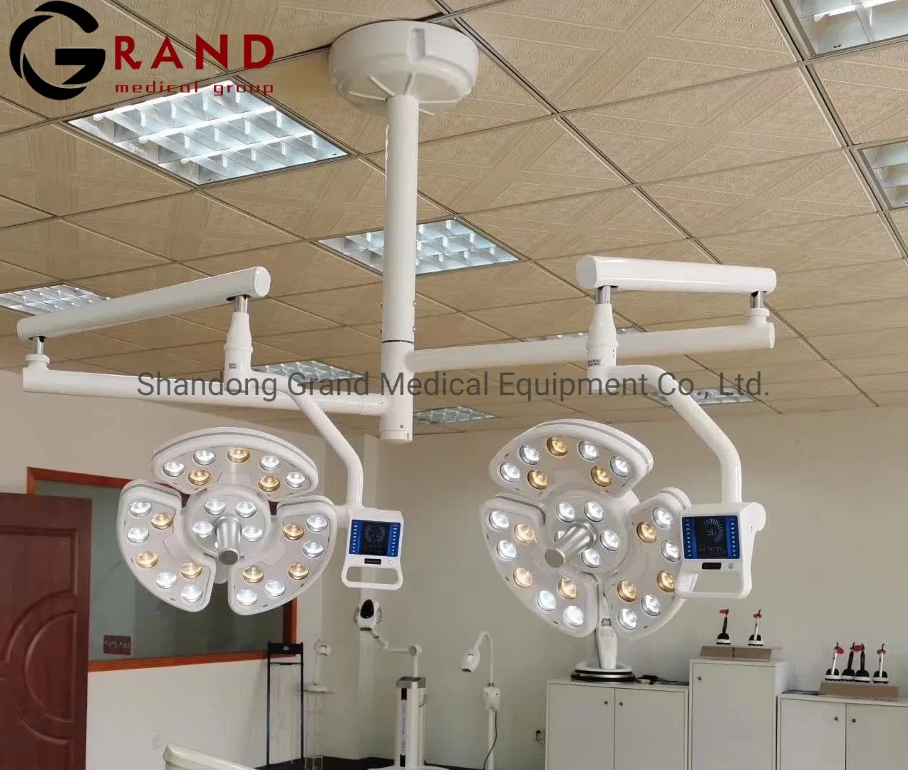 Hospital Equipment Shadowless 26 LED Lens Touchscreen Panel Sensor Dental Implant Surgery Operating/Operation Lamp