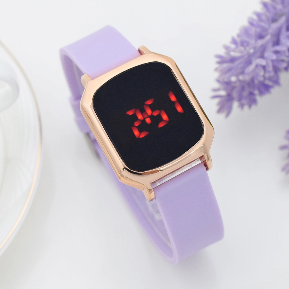 Customize Factory Lady Digital Watch Wholesale/Supplier Cheap Silicon Wrist Watch