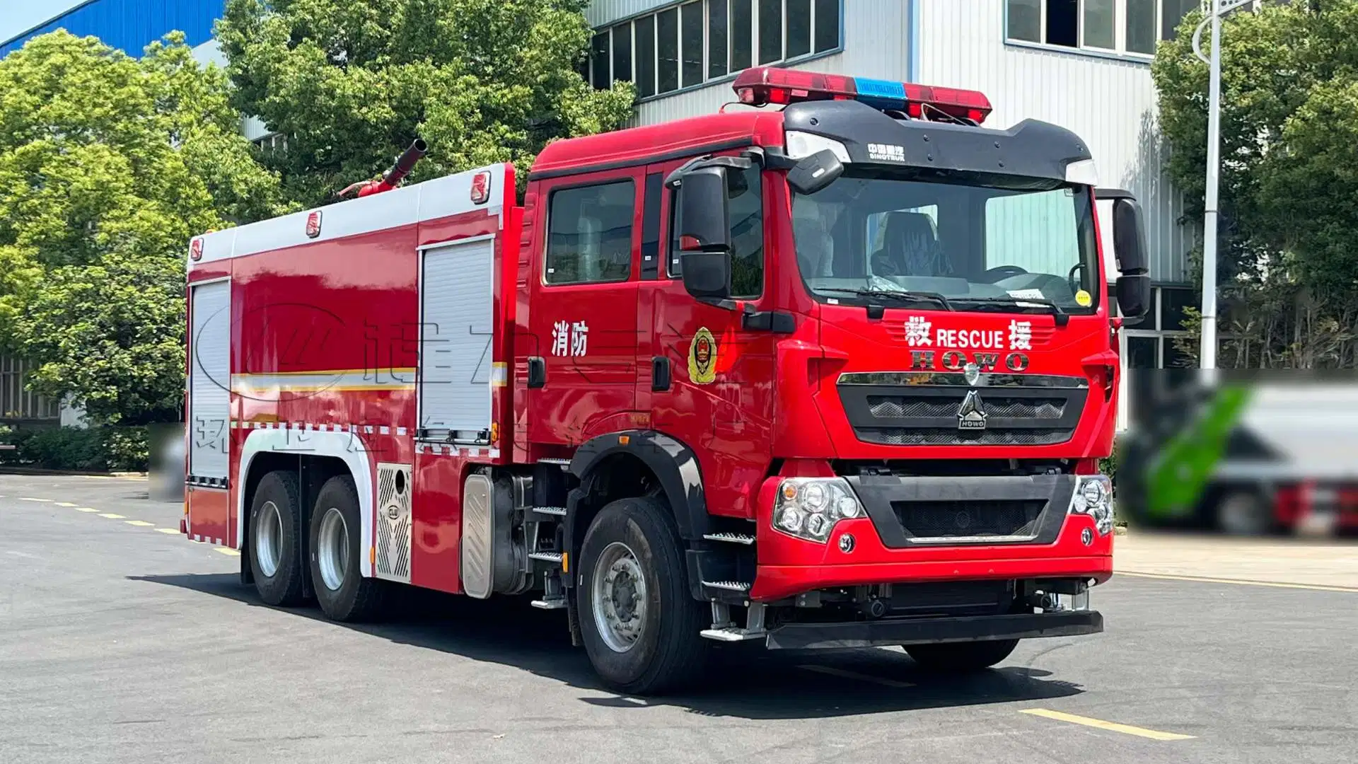 Sinotruk HOWO 11t camión de emergencia de rescate de bomberos 12-16cbm agua Y camión de lucha contra el fuego de espuma