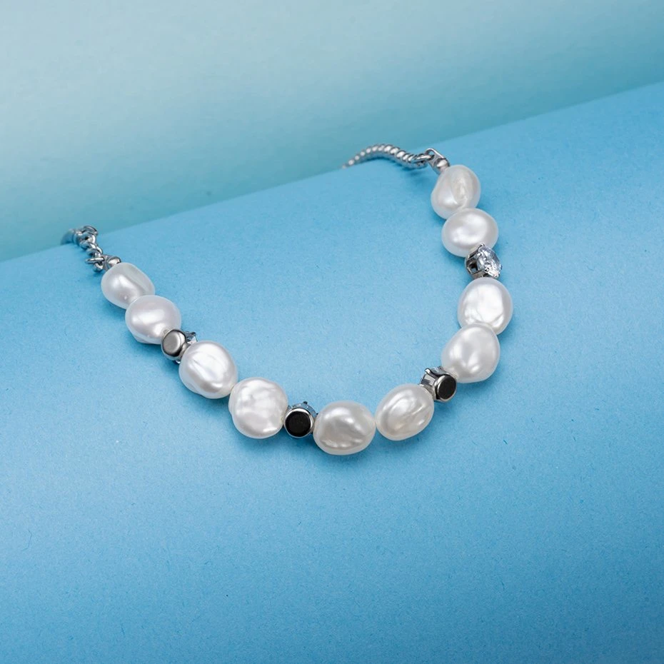 Natural Wind Irregular Freshwater Pearl Bracelet (female)