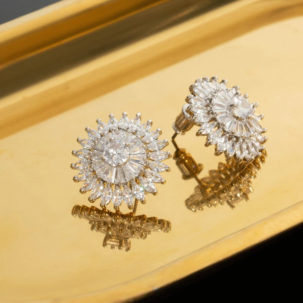 Популярный цветочный стад 925Silver Plated Earring Shinny Zircon Fashion Ювелирные изделия