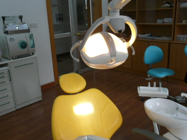 Faro Dental Operating Light with CE Made in Italy