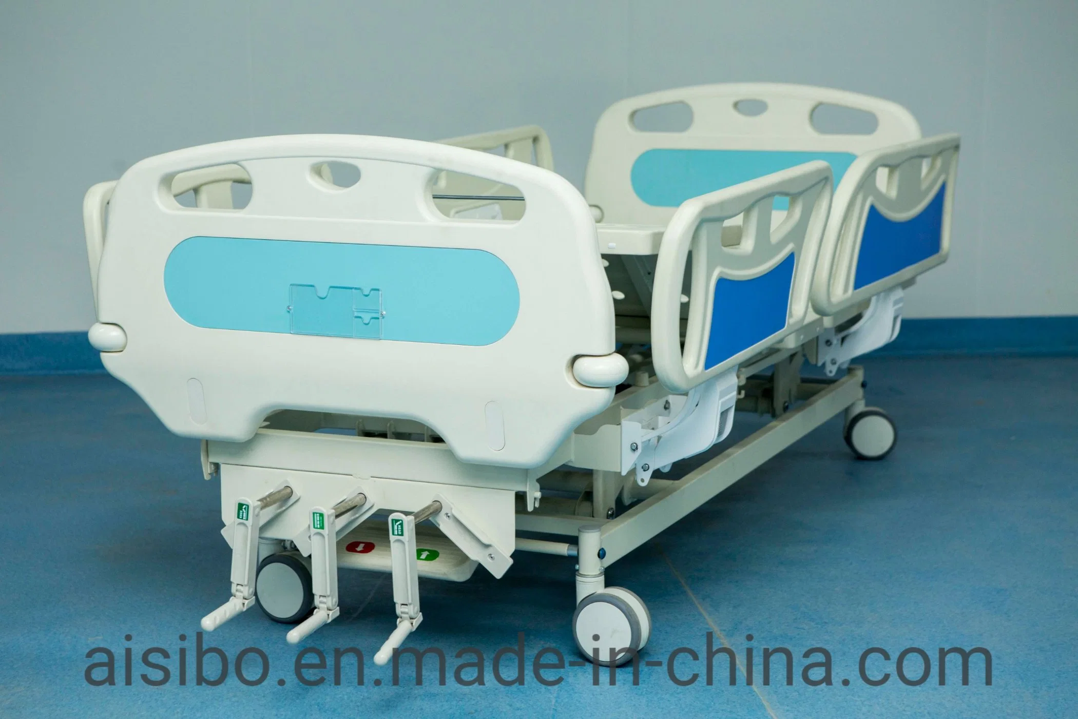 E and ISO Manufacturer Wholesale/Supplier Good Quality Medical Furniture Folding Manual Patient Nursing Hospital Bed