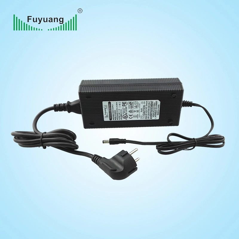 Universal-Ladegerät für Lithium/Blei/LiFePO4-Batterie 15 AMP 12 Volt Batterieladegerät