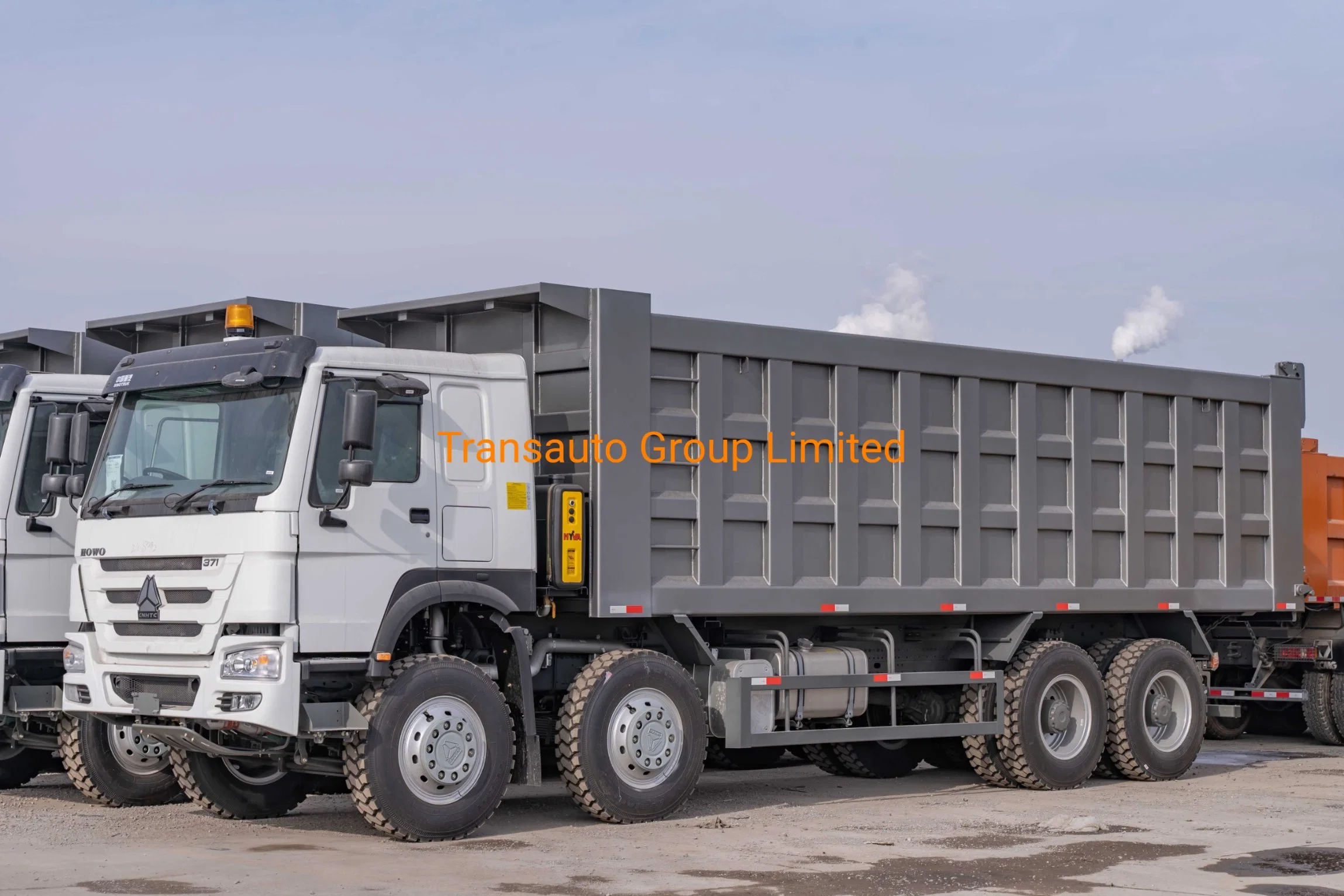 China Sinotruk Cbm 30 m3 8X4 barata HOWO 371HP 12 Wheeler volquete