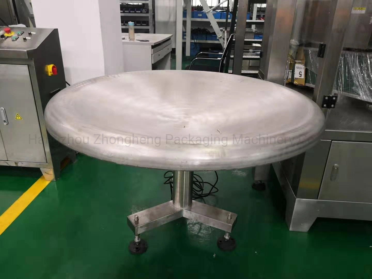 Table de collecte rotative à surface plate et concave pour fini Accumulation de produits