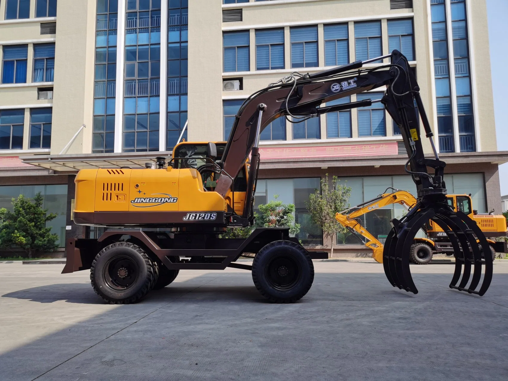 Jg120s 10ton Wheel Excavator with Cotton Clip Grapple Loader