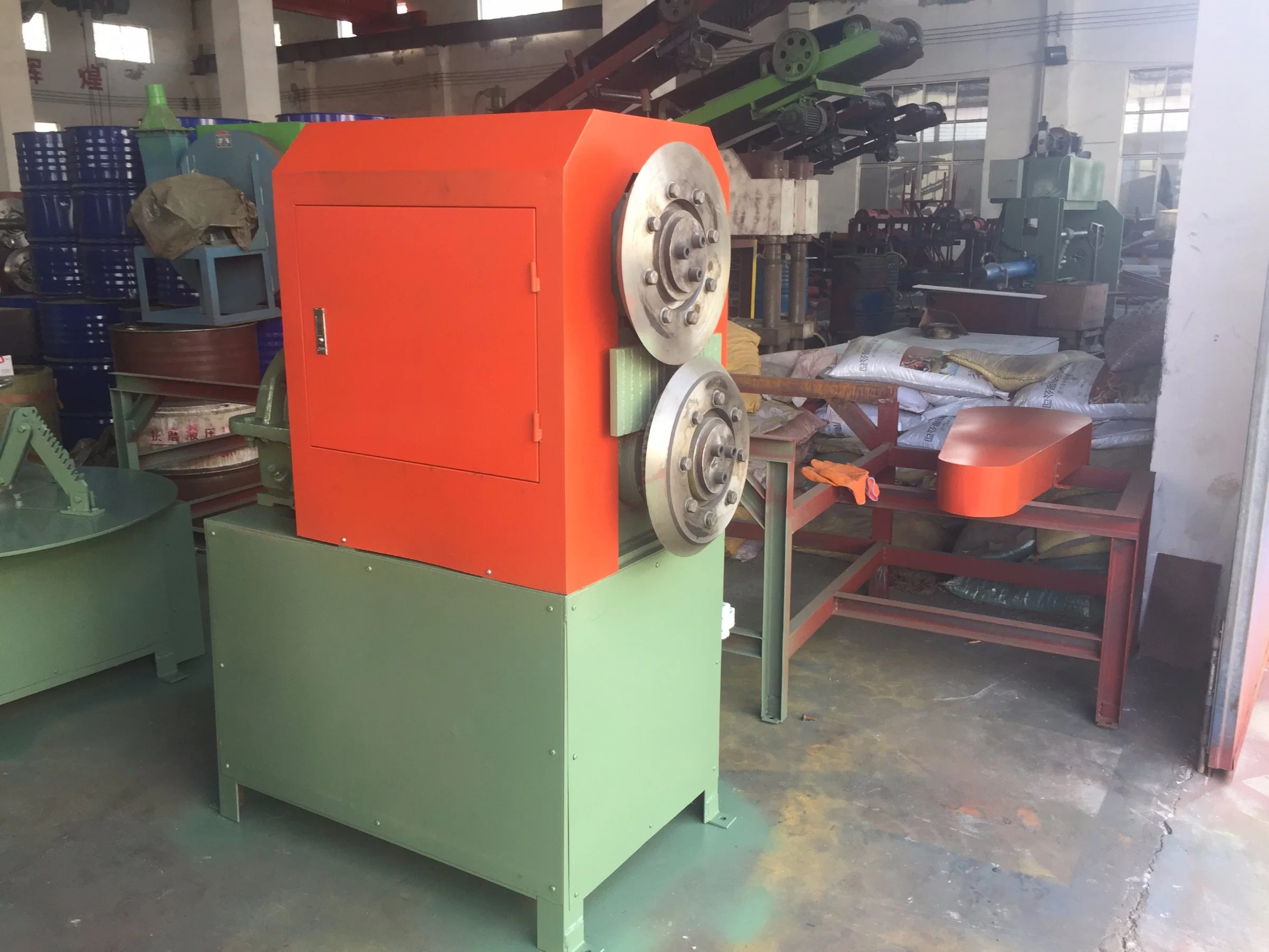 Scrap Rubber Crumb Tyres Crushing Machines Price/Rubber Scarp Tyre Grinding Equipment