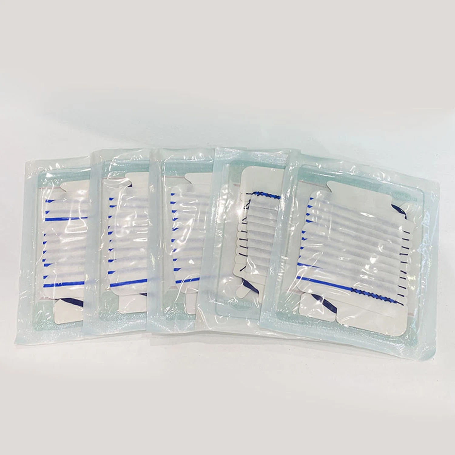 China Manufacturer Surgical Neuro Pad Sterile Neuro Patties with X-ray Detective Thread