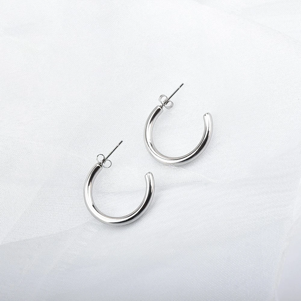 Plaqué or de vente chaude exagérées Chunky C-Shaped Earrings ronde géométrique en acier inoxydable à composition non limitée pour les femmes Stud Earrings