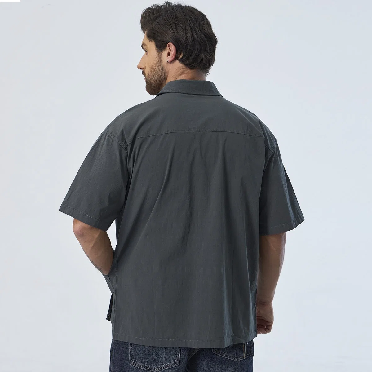 Custom Grey Cargo Pocket Collar Down Short Sleeve Men Shirts