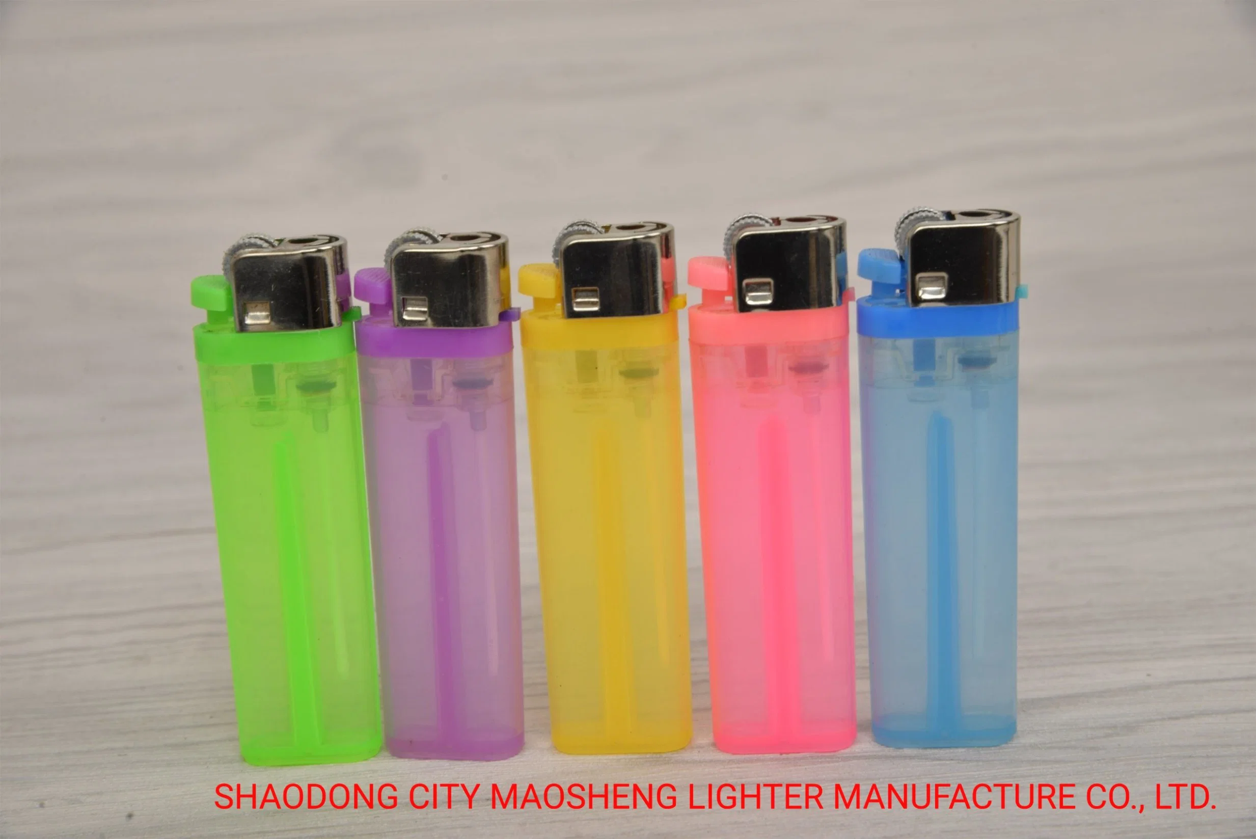 8.2cm Disposable Flint Plastic Cheap Gas Lighter