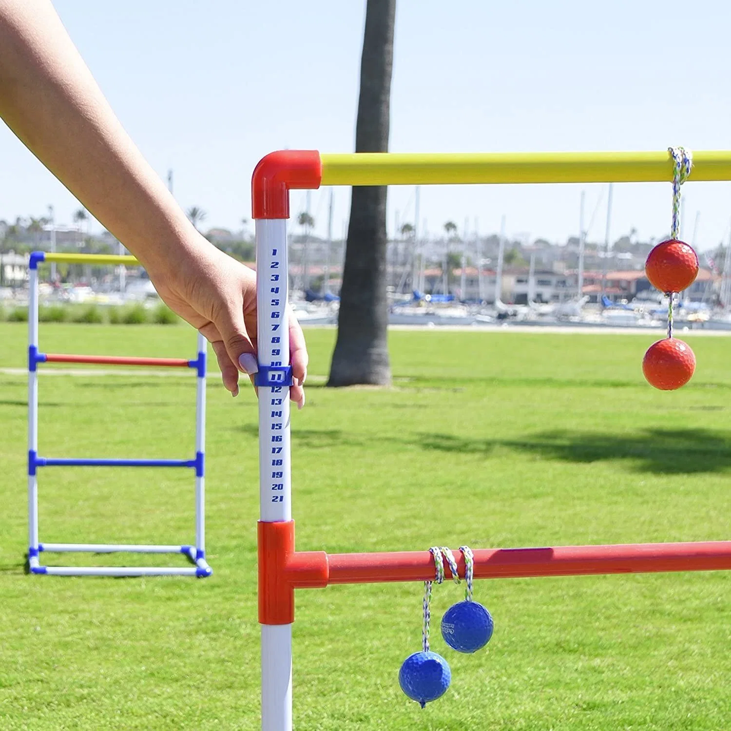 Escalera de plástico exterior Kinpack Ball Juego Toss