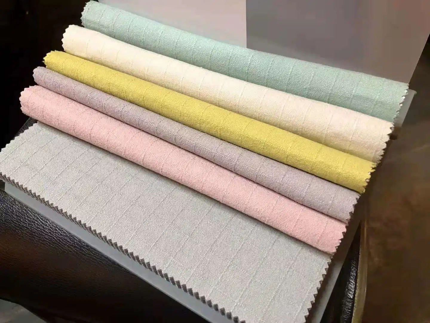 250-350GSM 280cm Woven Waterproof Curtain Fabric for Home Textile