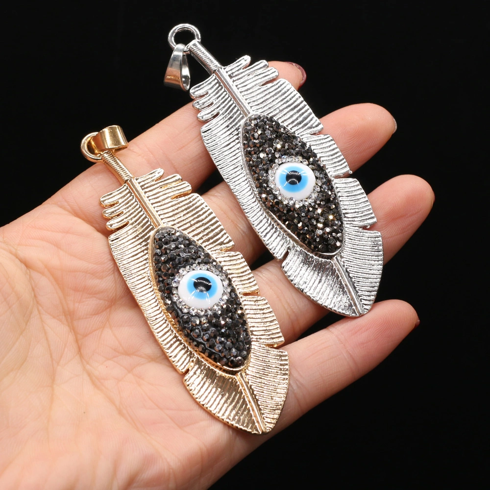 Forme de plumes Collier pendentif en métal vintage Reiki Blue Eye Poignée de commande de guérison pour la fabrication de bijoux Earring Necklace Accessoires