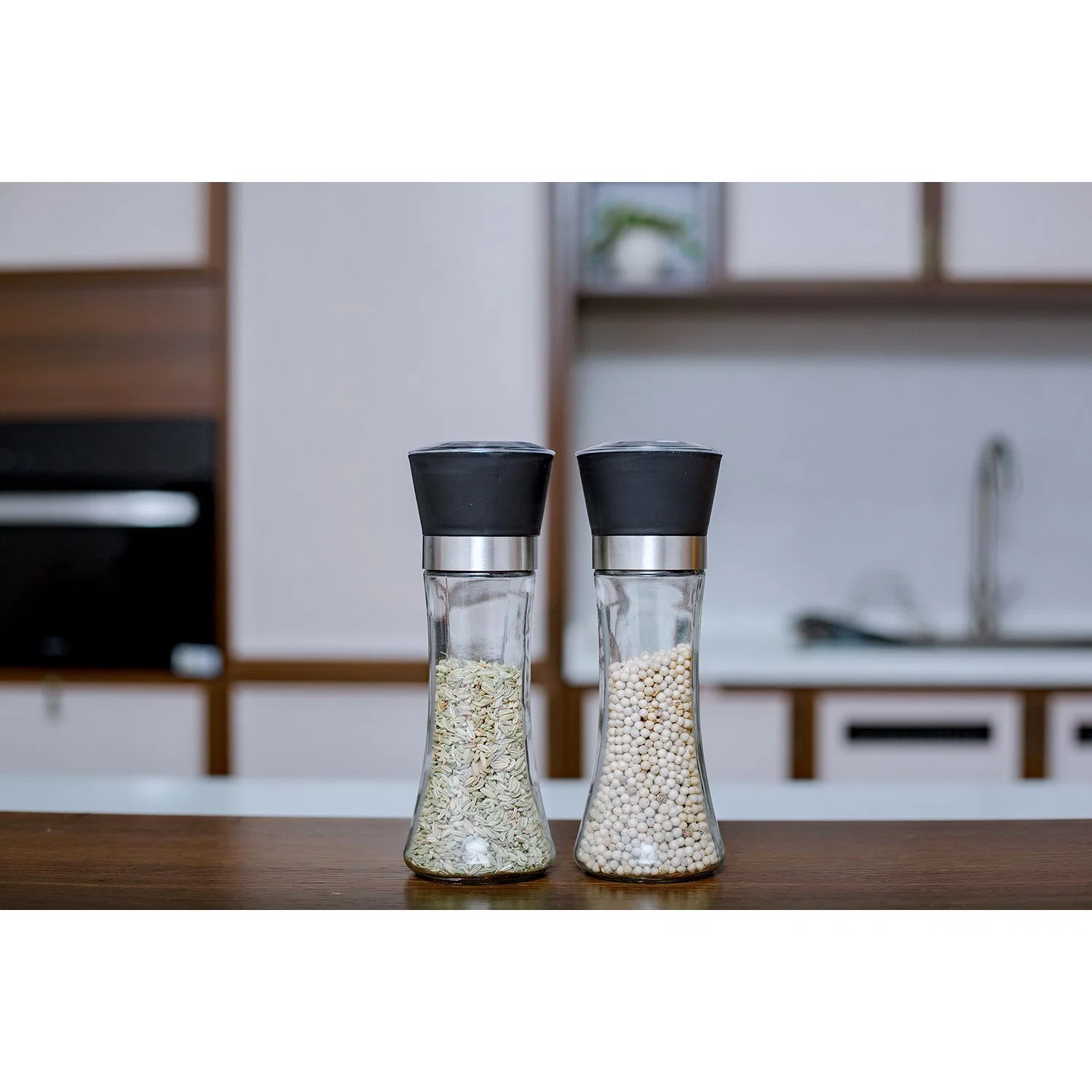 Kitchen Tool Accessory Handheld Portable Manual Salt and Pepper Grinder Mill with 170ml Glass Jar for Pepper