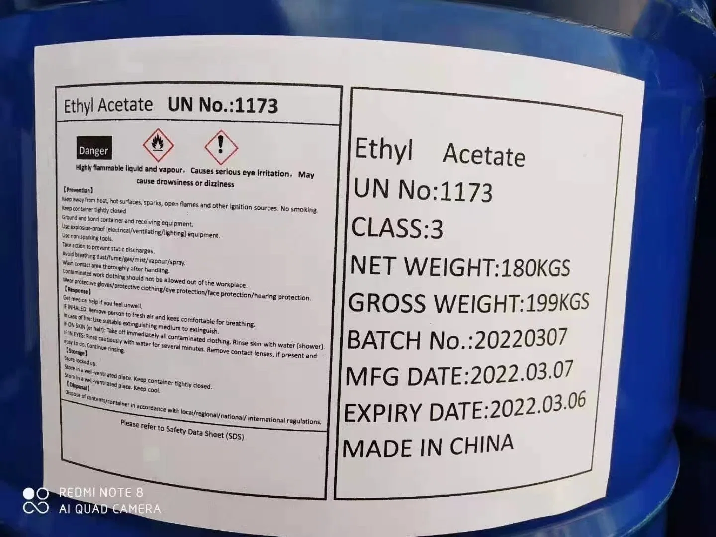 Une livraison sûre de classe alimentaire éthyl acétate d'alimentation de l'Usine C4H8O2 99,9 %