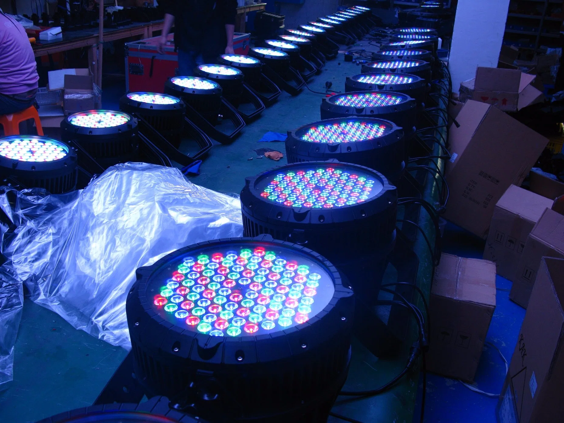 90*5W/3W RGB Big Power Waterproof LED PAR Can