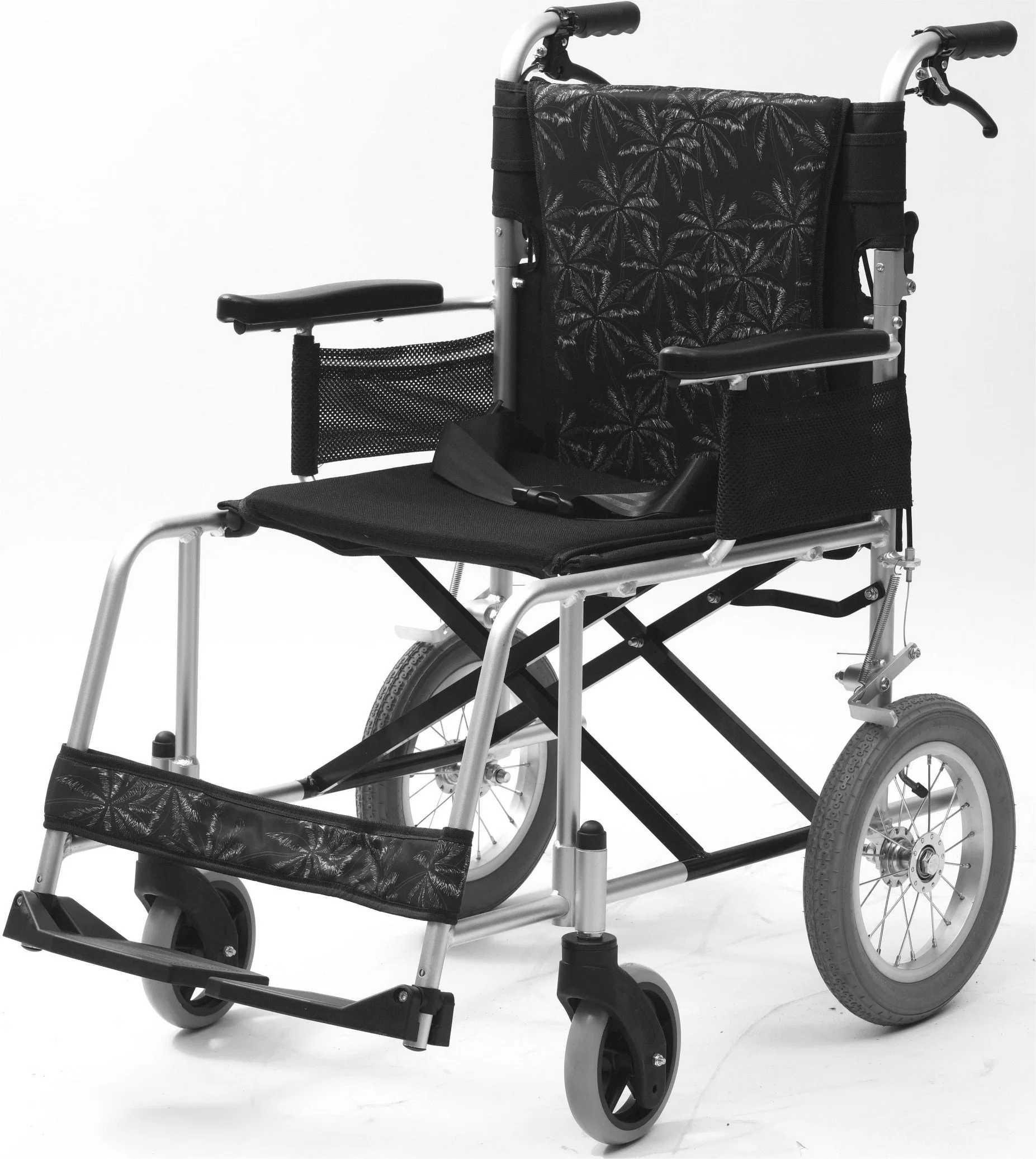 Hot Sale fauteuil roulant ordinaire de l'hôpital Roue manuelle Président l'équipement médical léger avec l'ISO