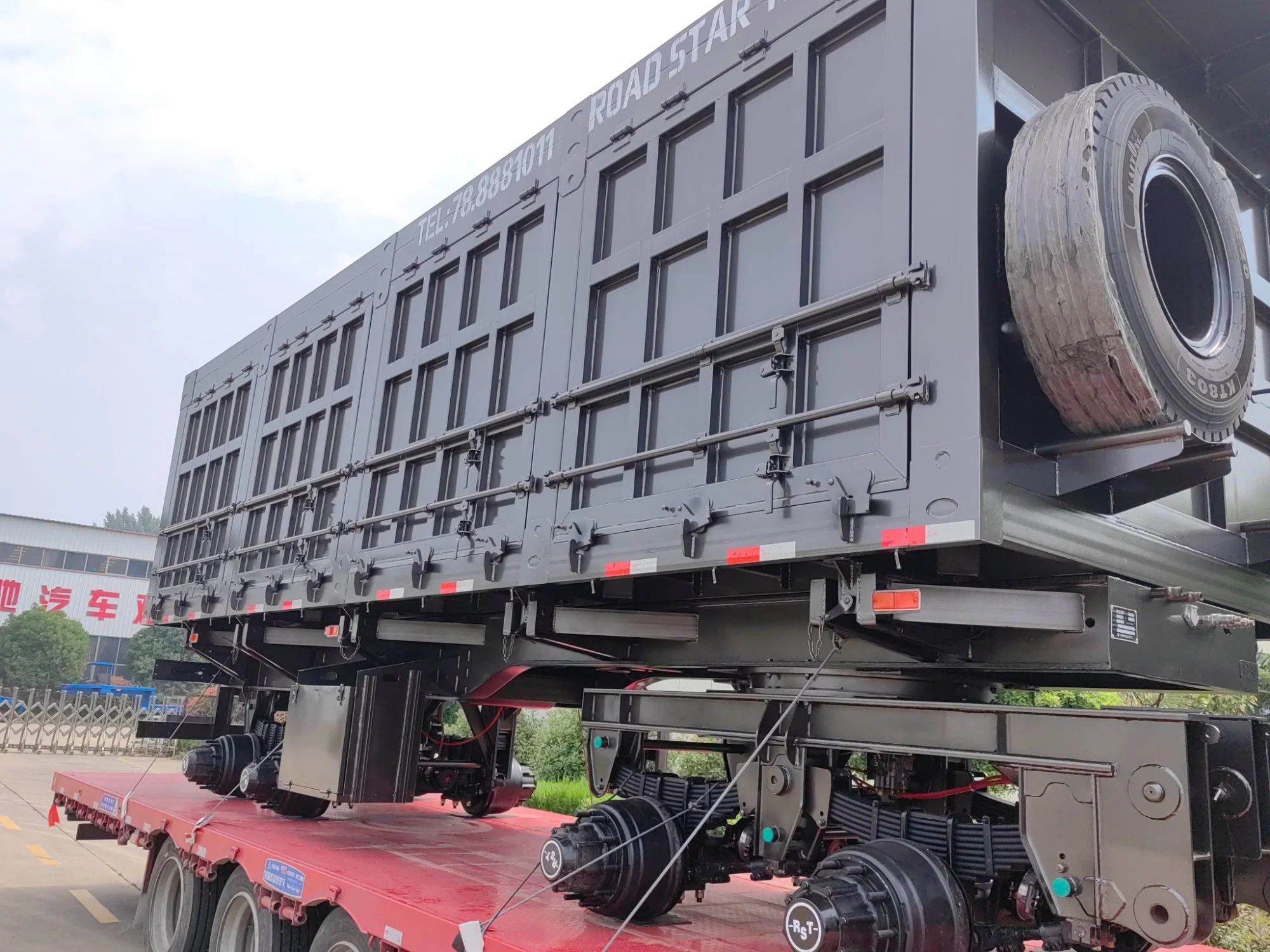 4 Axle Heavy Rollover Transport Sand and Stone Semi-Trailer