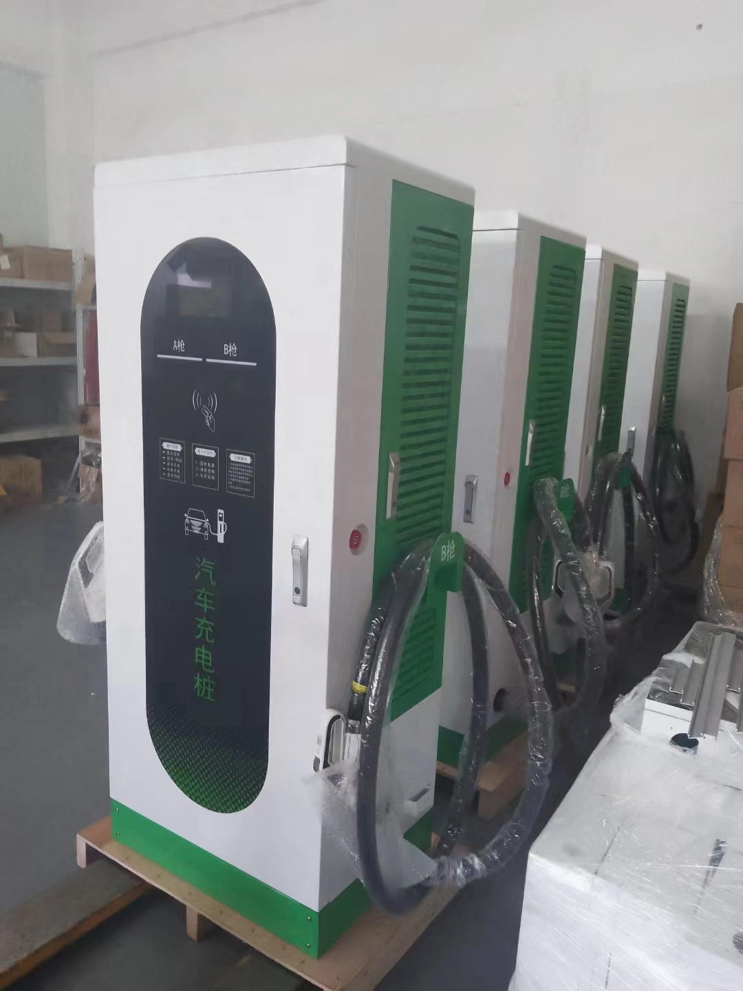 120kW DC EV Cargador Estación de carga rápida para coches eléctricos Uso