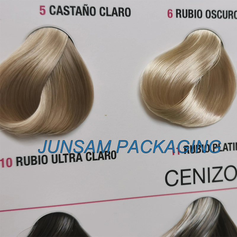 Tabla de colores de cabello multicolores con muestras en bucle, catálogo de promoción profesional