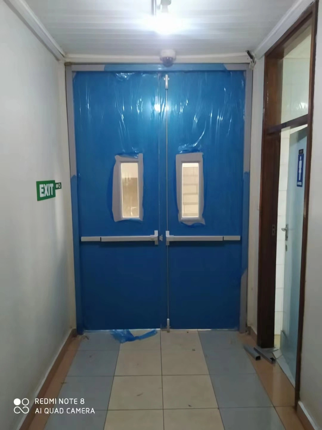 Strong Galvanized Steel Material Fireproof 90 Minutes Rated Fire Resistance Time Door