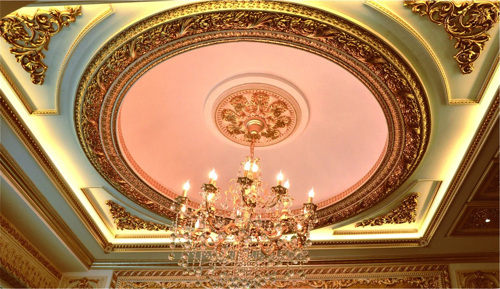 Banruo New Design Factory Price Golden Polystyrene Artistic Ceiling Decoration