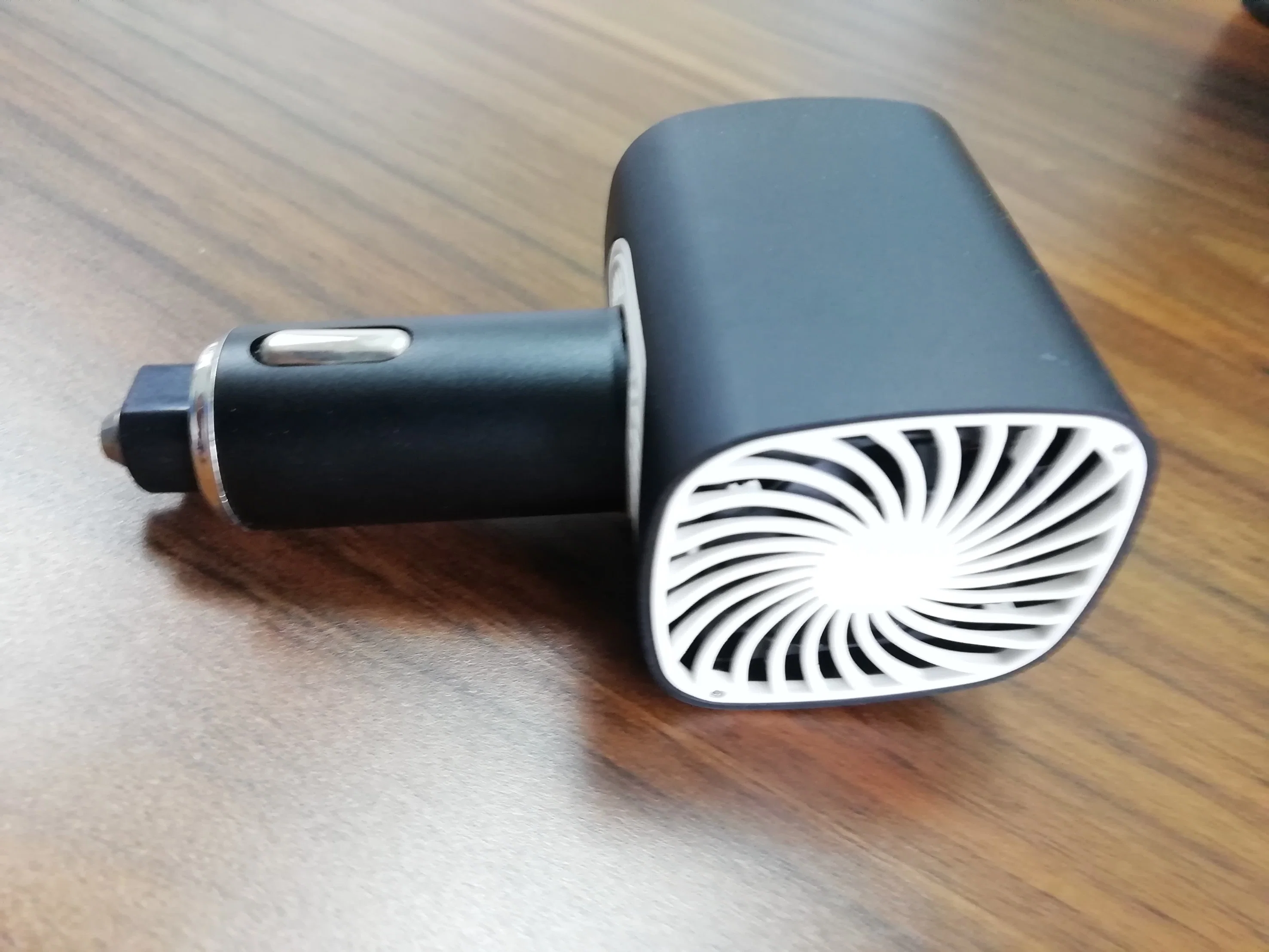 3 in One Portable Mini Negative Ion Car Air Purifier