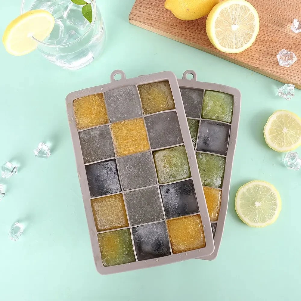 Wholesale/Supplier DIY Handmade Kitchen Reusable 15 PCS Square Silicone Ice Cube Tray Mold