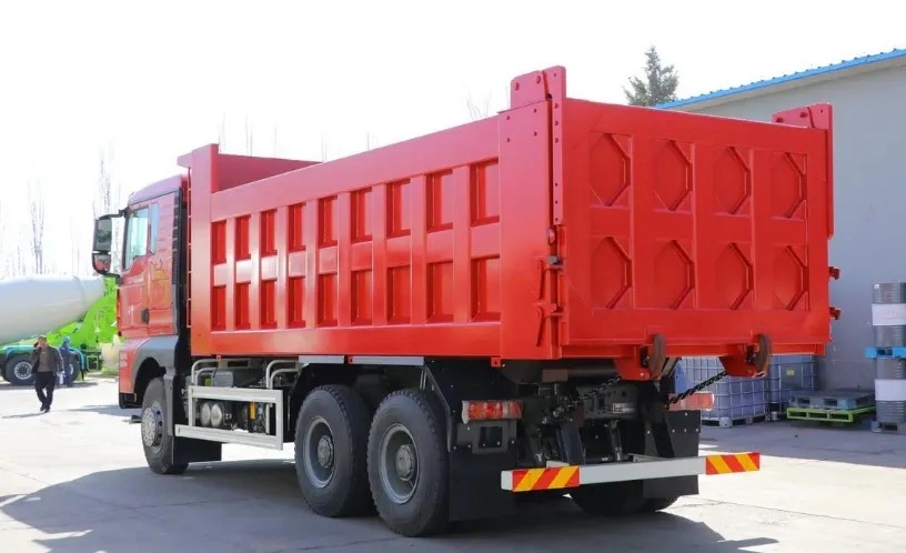 HOWO 8X4 Wheeler 40 Cubic Meters Dump Truck