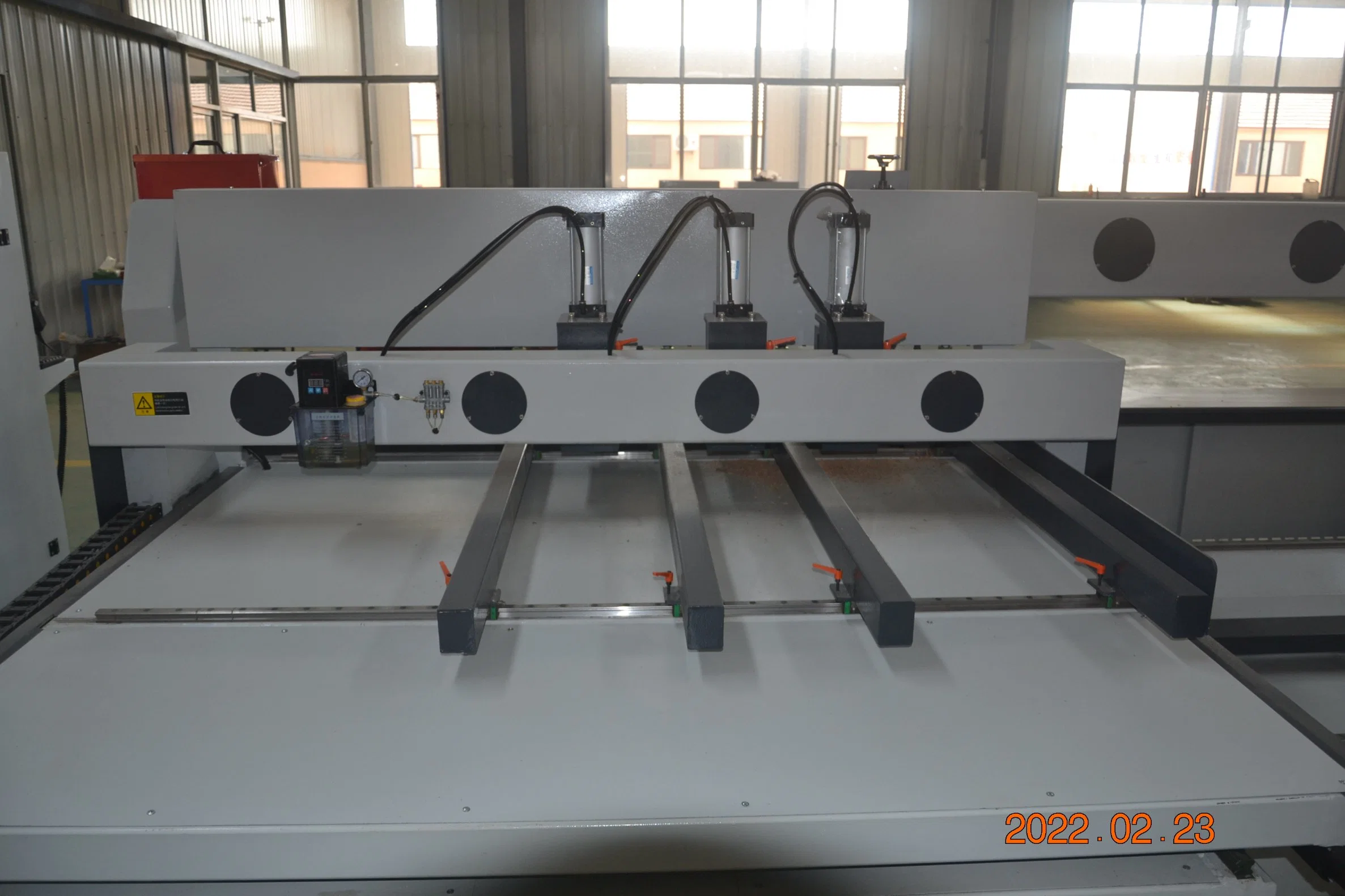 CNC Router Solid Wood Cutting Machine CNC Engraving Woodworking Milling Machine