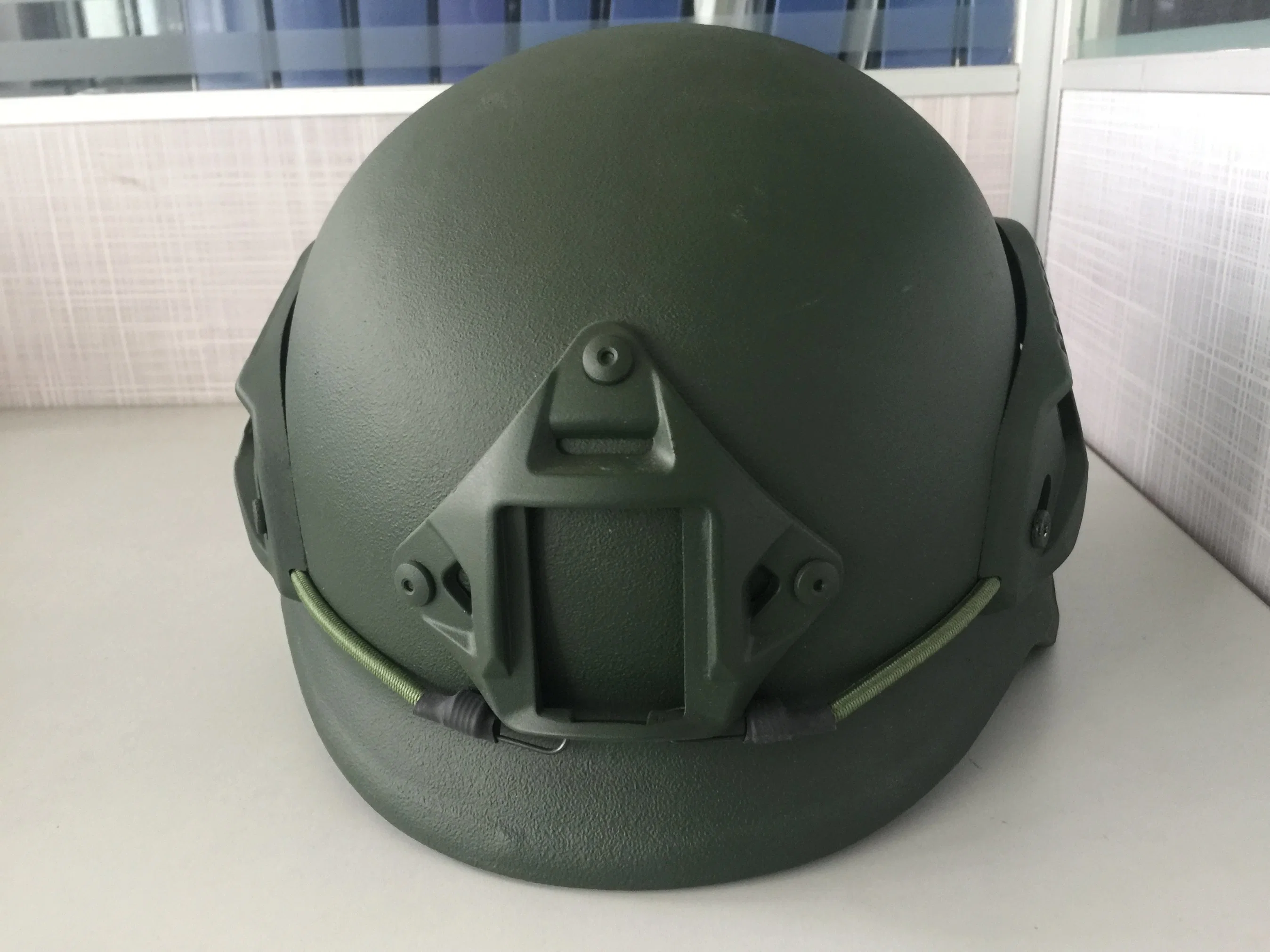 Outdoor Tactical Personal Protective Helmet with Team Adjustable Head Strap Suspension System