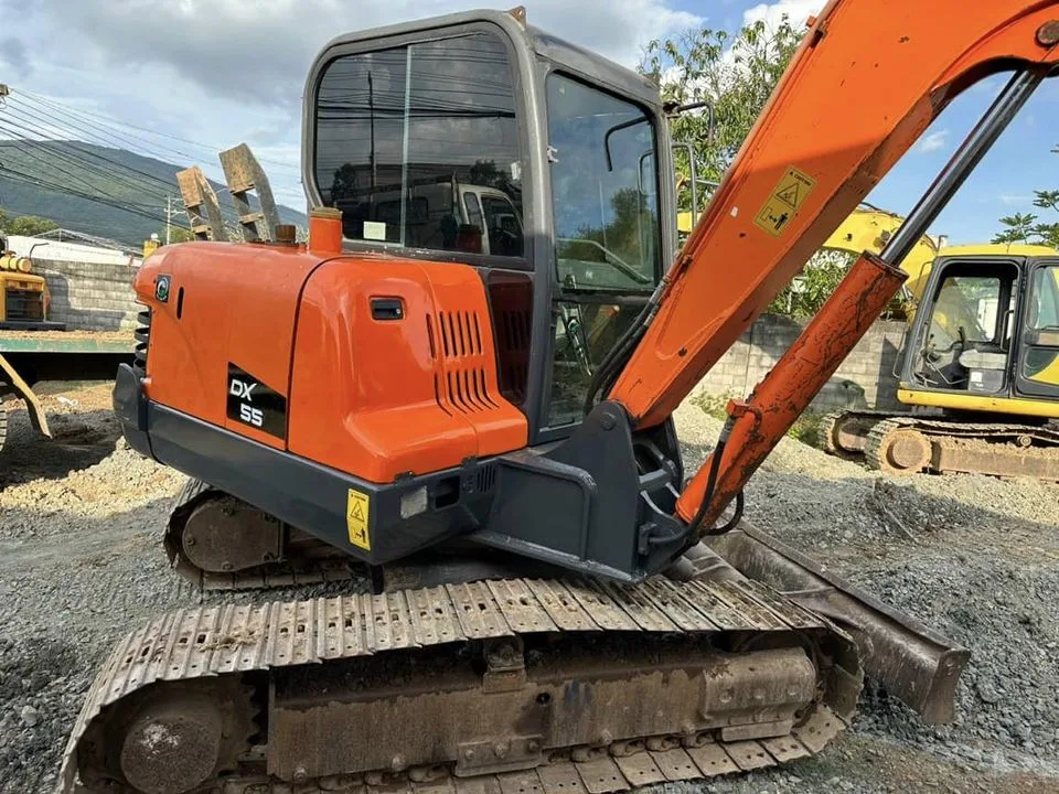 Low Price Used Doosan Dx55 in Stock