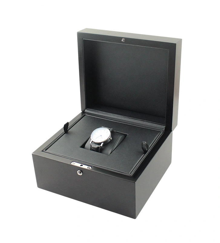 Caixa de relógio luxuosa topo de gama com mostrador preto mate em ranhura Verniz de densidade forro em pele PU para pintura com pintura de piano sobreimpressão