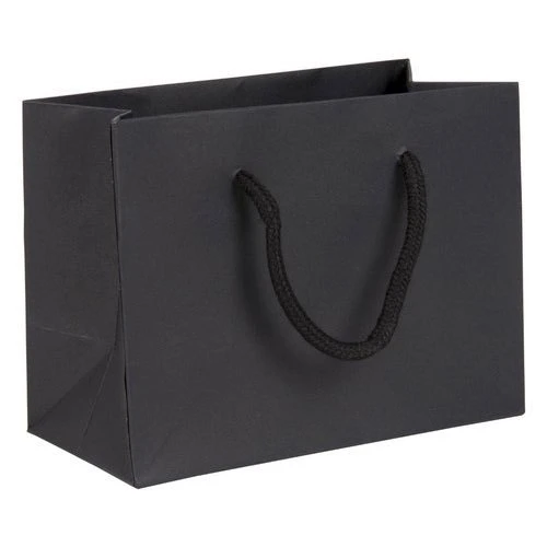حقيبة ورق سوداء بالجملة بمصنع الصين مع مقابض، عرض هدايا الزفاف